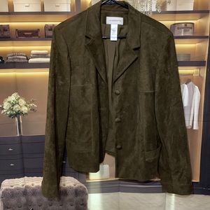 A beautiful woman’s 16 Liz Claiborne suede coat.